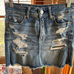 American Eagle Outfitters Blue Distressed Mini Skirt Size 4